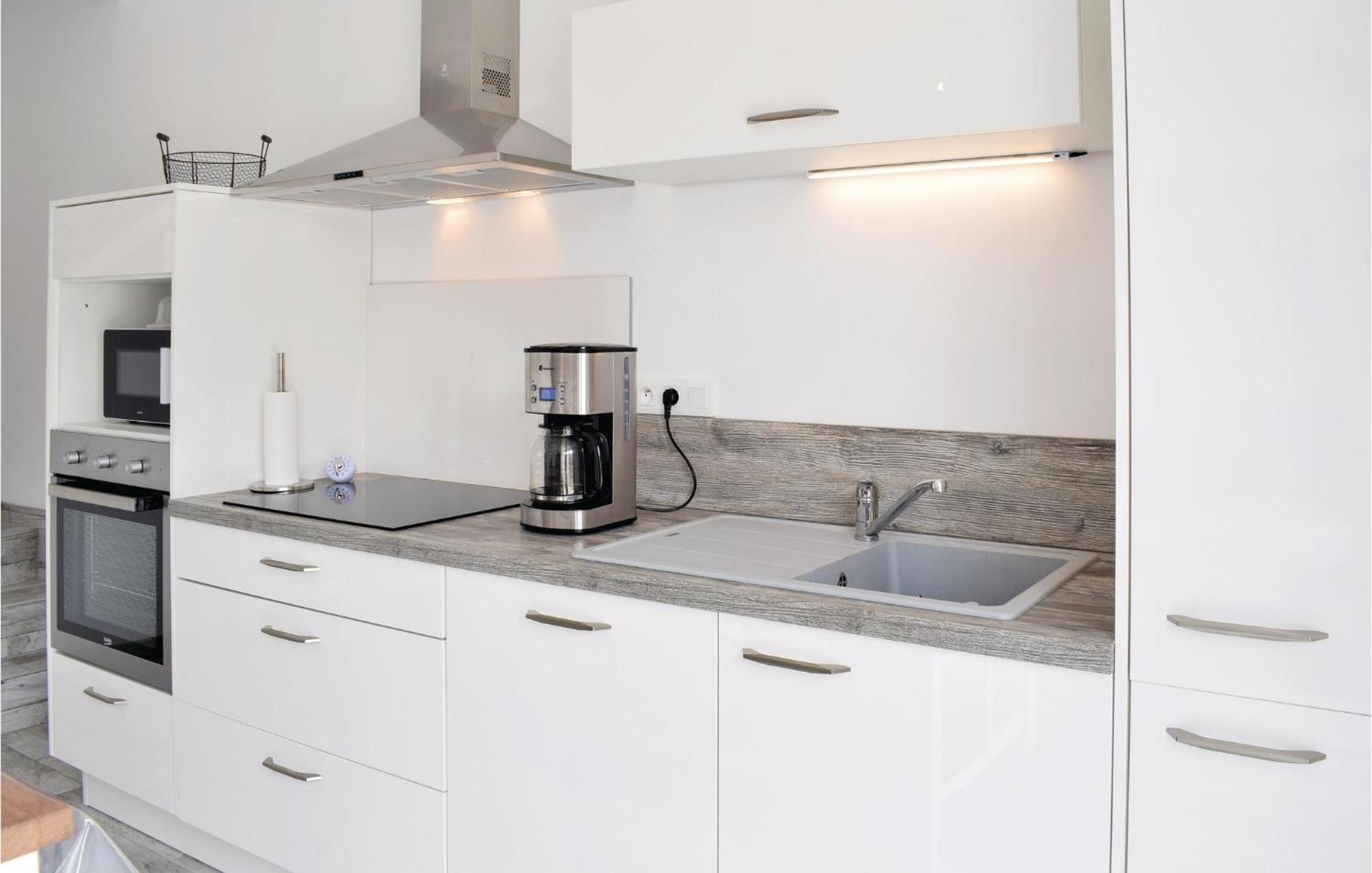 Amazing Home In Saint-Germain-Sur-Ay With Wifi Exterior foto
